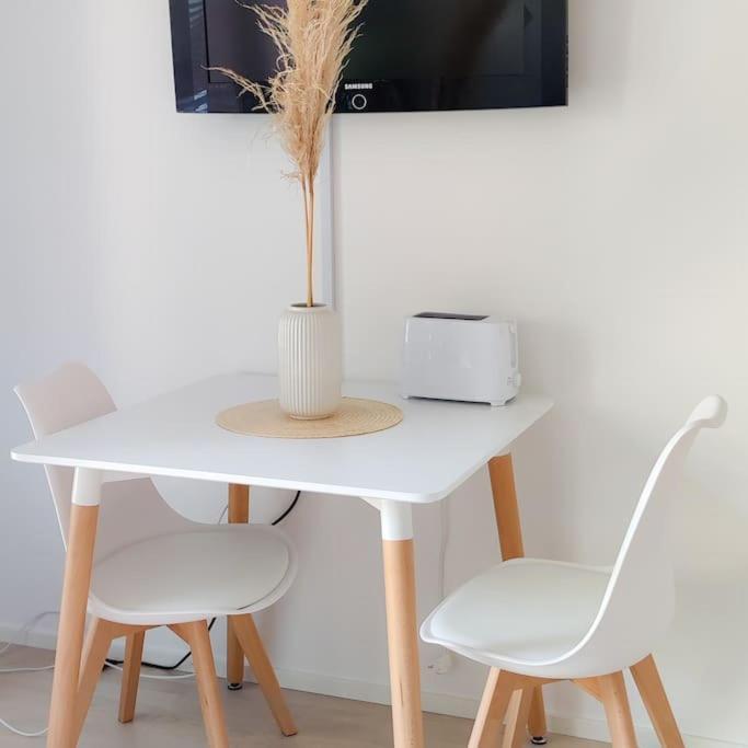 New Studio Pastel Near Helsinki Airport In Kivistoe Vantaa Dış mekan fotoğraf